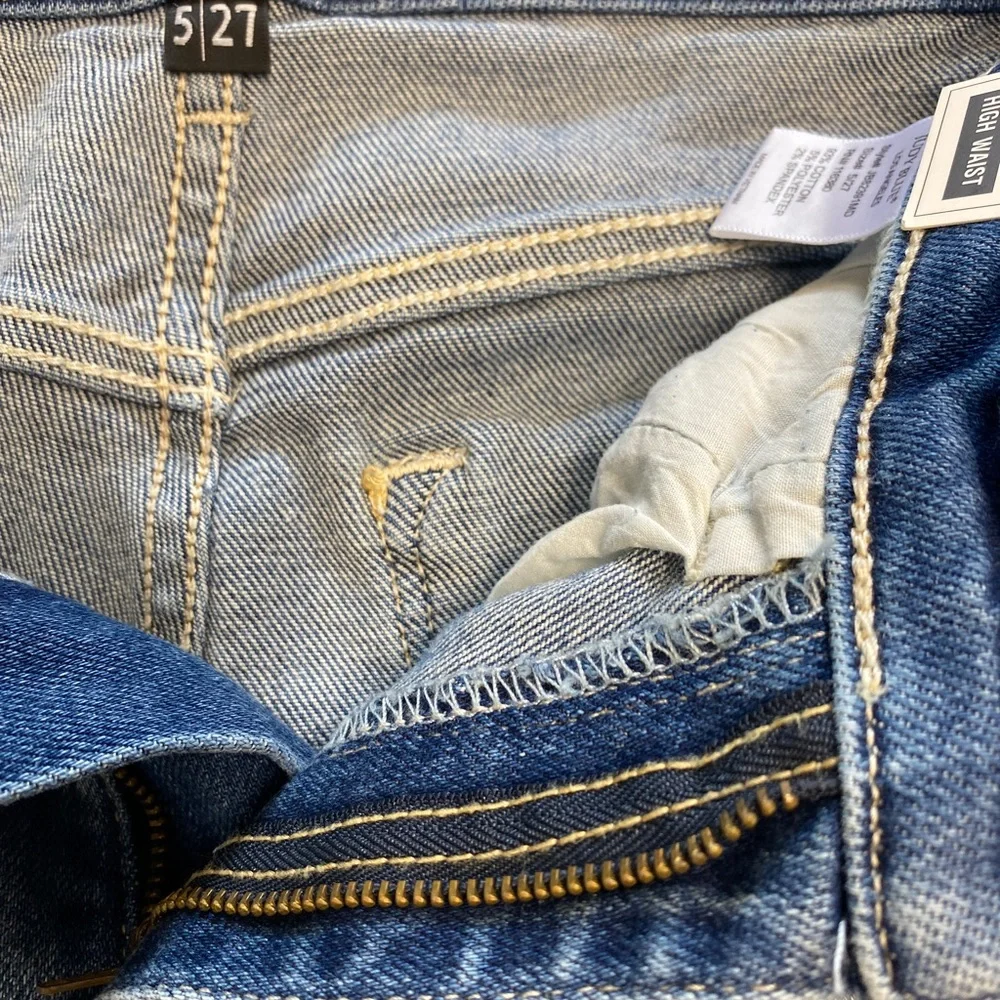 Judy Blue 90’s Straight Leg Jeans - Picture 5 of 7
